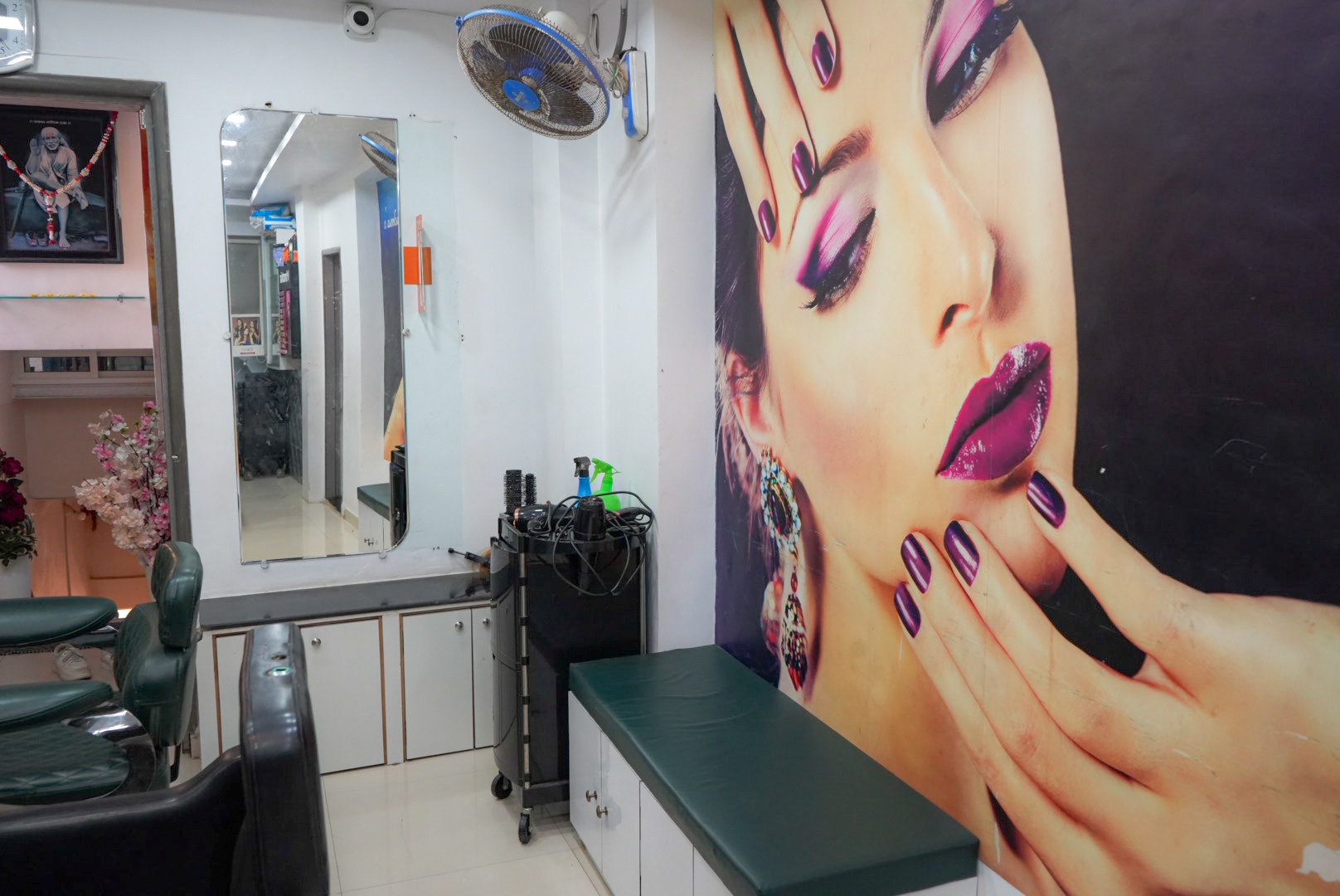 Styling station with mirror and salon interior
